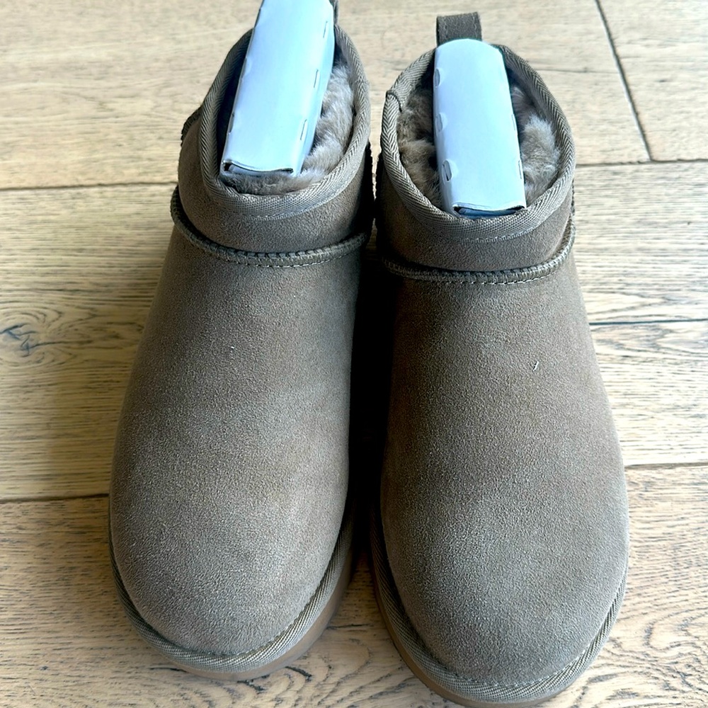 Ugg Ultra Mini Antelope Color